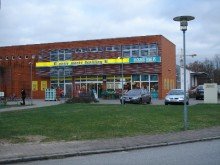 Ansicht Zufahrt VERKAUFT! Gepflegter SB-MARKT