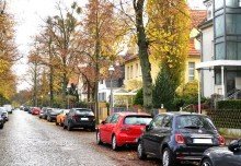 bevorzugte Villenlage ***VERKAUFT*** REPR�SENTATIVE LAGE Am Botanischen Garten in BERLIN-DAHLEM - BELETAGE mit REMISE