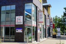 Ansicht Geb�ude ***VERMIETET*** HH-POPPENB�TTEL - B�ro-/Praxisr�ume in modernem Gesch�ftshaus