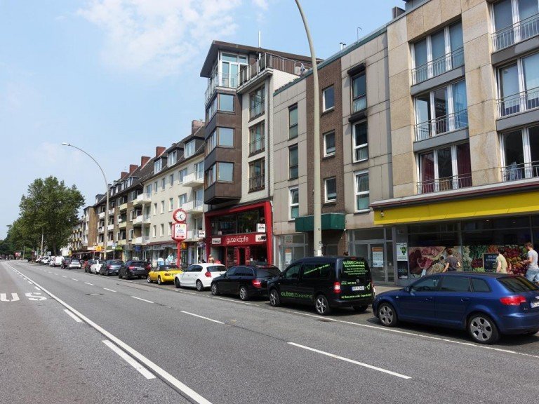 Ansicht Stra�e Hamburg Verbraucherm�rkte VERKAUFT! ROTHERBAUM! LADENFL�CHE in BEGEHRTER LAGE f�r Kapitalanleger oder Selbstnutzer!