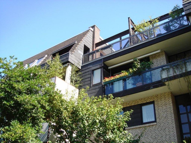 Ansicht Geb�ude Hamburg Penthousewohnung VERKAUFT! DACHTERRASSE + TG - Blick zum Isemarkt!