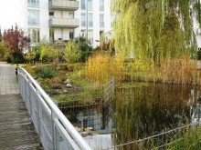 Ansicht Fassade VERKAUFT! WOHNEN DIREKT AM TIERPARK! helle 3-Zimmer mit gro�em BALKON und TG